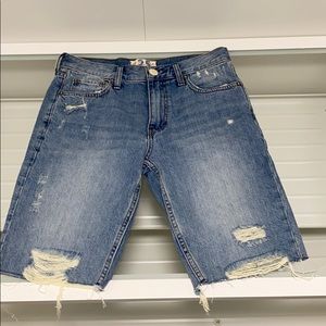 NWOT-We The Free Burmuda Shorts